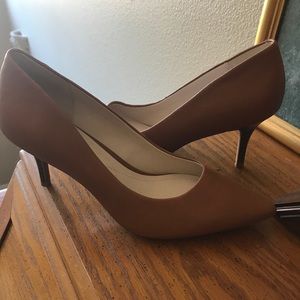 Never worn chic heels